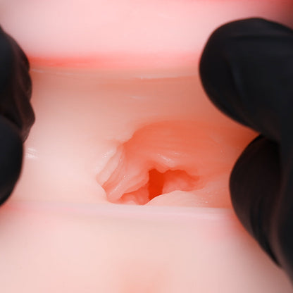 Dual-entry design close-up – vaginal and anal